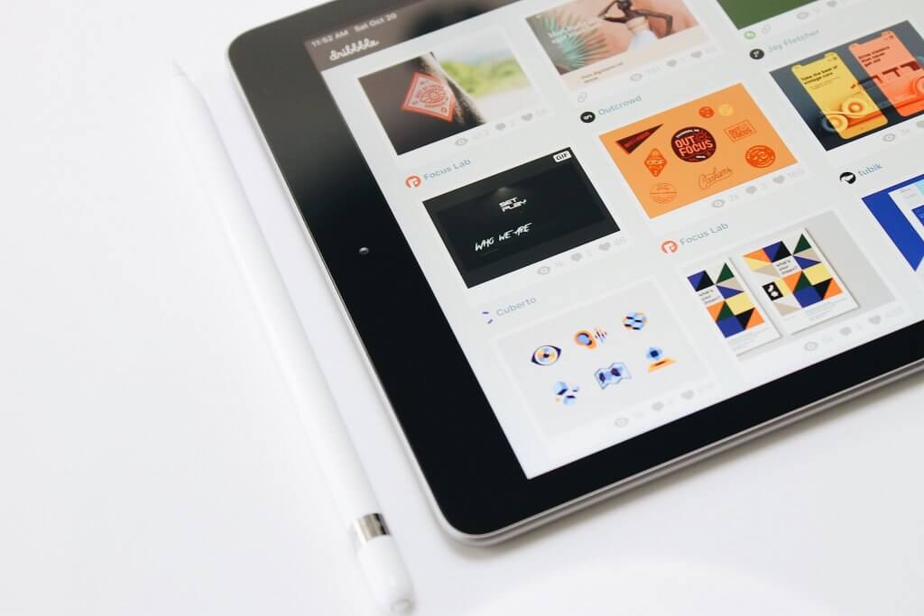 create a logo for your e-commerce business
